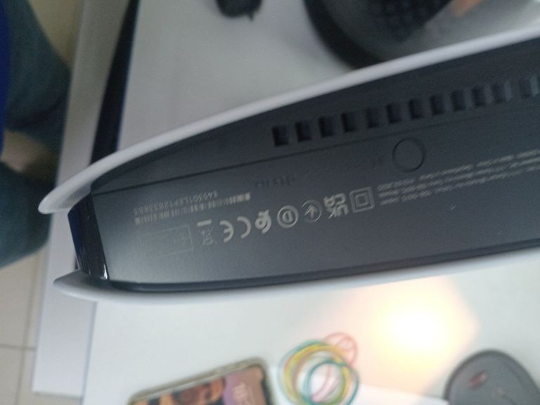 Оголошення Sony PlayStation 5 Slim Digital Edition 1TB Б/У