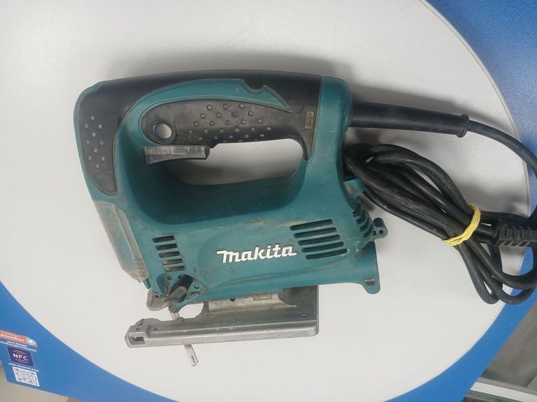 Купити Makita 4329 Б/У