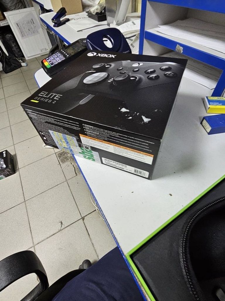 Купити Microsoft Xbox Elite Wireless Controller Series 2 Black (FST-00003) Б/У