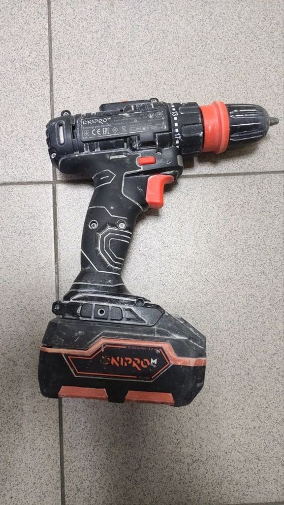 Дешиво Dnipro-M cd-218q 1акб 4ah зп с ломбарда