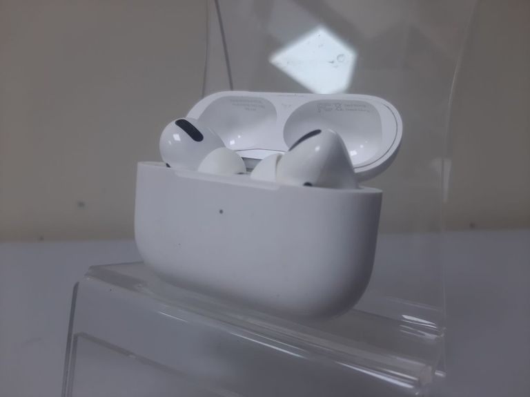Купити Apple AirPods Pro (MWP22) Б/У