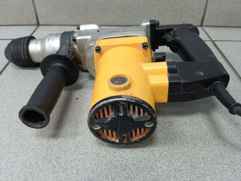 Дешево Einhell bbh 850/1 з ломбарду