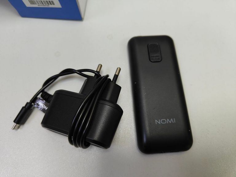 Дешево Nomi i1880 Black з ломбарду