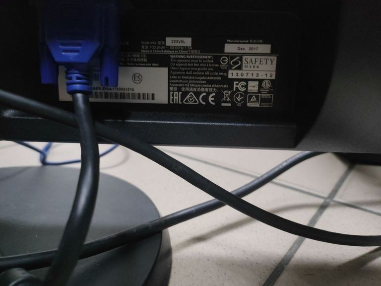 Оголошення Philips 223v5lsb/00 Б/У