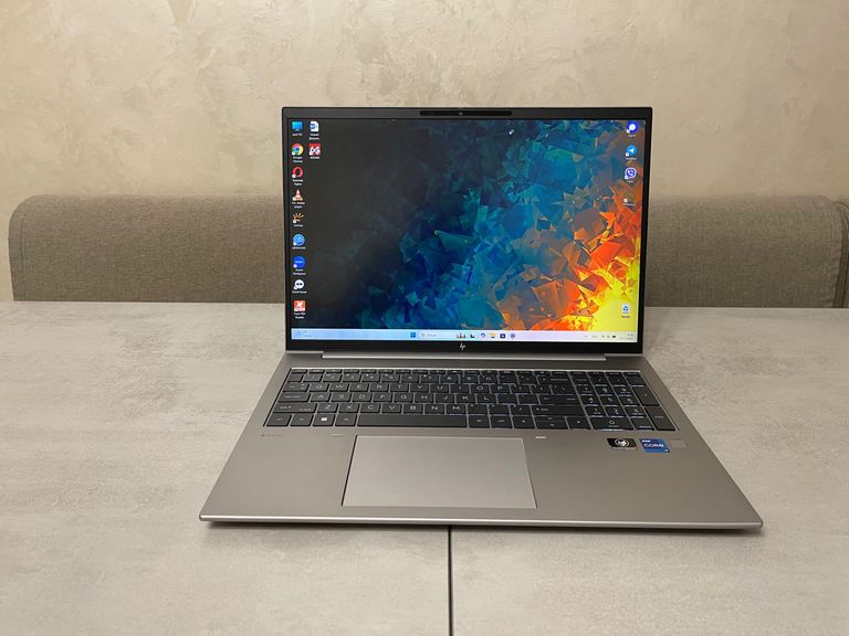 Купити HP Zbook FireFly 16 G9, 16" Sure View Б/У