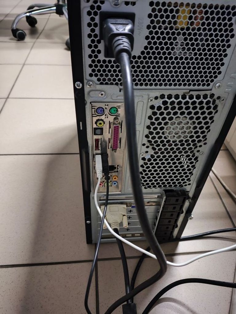 Пк intel core2 duo e6400/ram 4 gb/hdd 500 gb+відсутній/ssd відсутній+відсутній/nvidia 9500 gt (geforce Код:01-200783501. Изображение 8