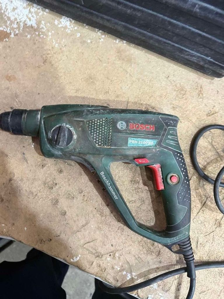 Оголошення Bosch pbh 2100 re Б/У