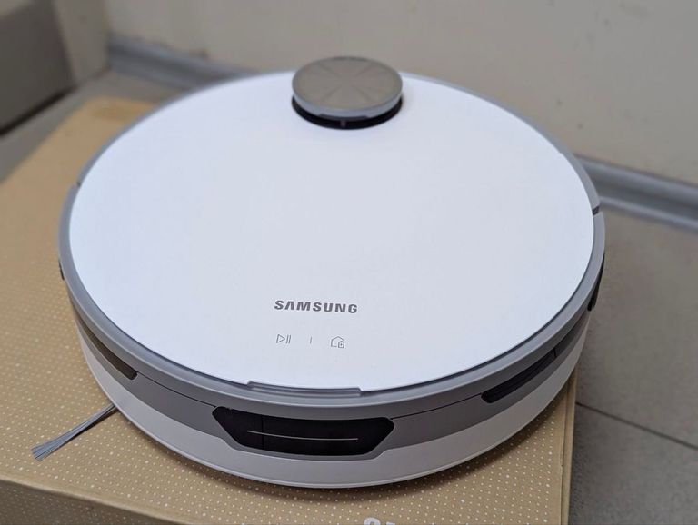 Купить Samsung Jet Bot VR30T80313W Б/У