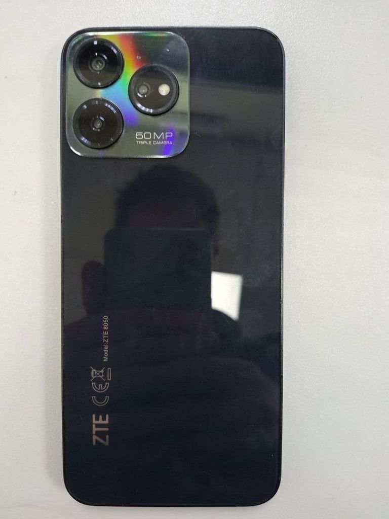 Дешиво Zte Blade V50 Design 8/256GB Black с ломбарда