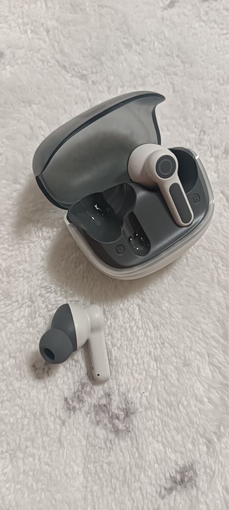 Оголошення TWS Б/У