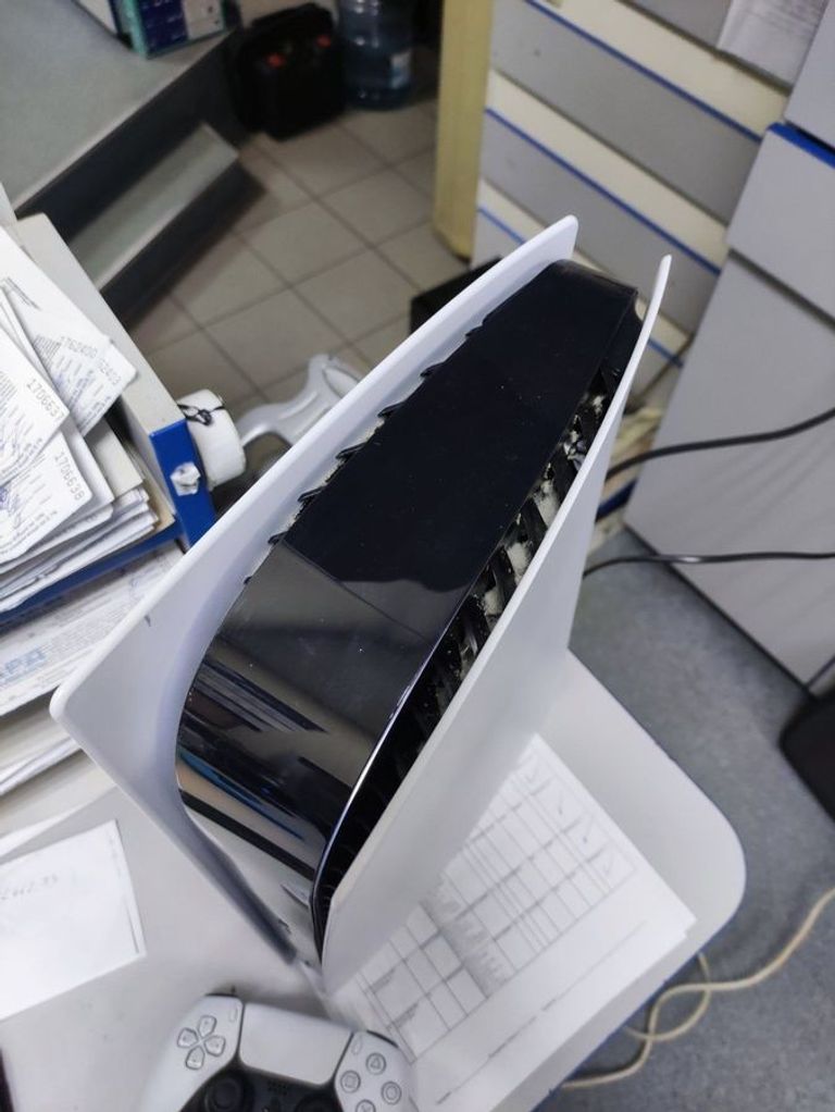 Дешево Sony PlayStation 5 Digital Edition 825GB з ломбарду