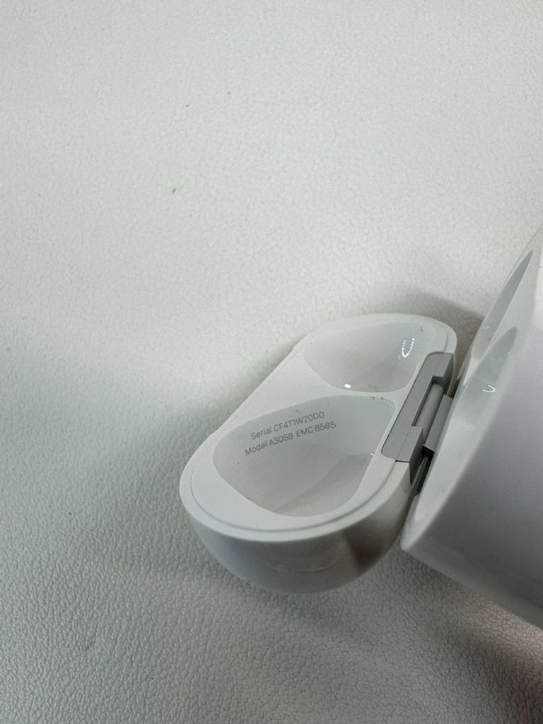 Apple airpods 4 Код:01-200828387. Зображення 6