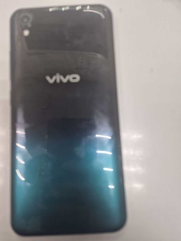 Дешево Vivo vivo 2015 y1s 2/32gb з ломбарду