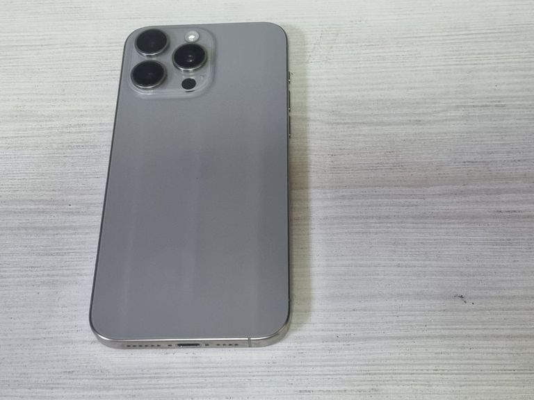 Купити Apple iphone 15 pro max 256gb Б/У