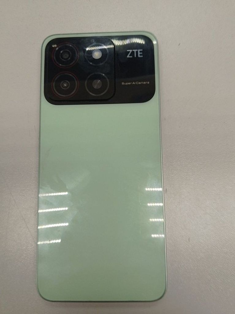 Оголошення Zte Blade A35 4/64GB Green Б/У