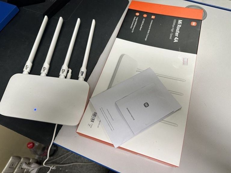 Дешиво Xiaomi Mi WiFi Router 4A Global  White с ломбарда