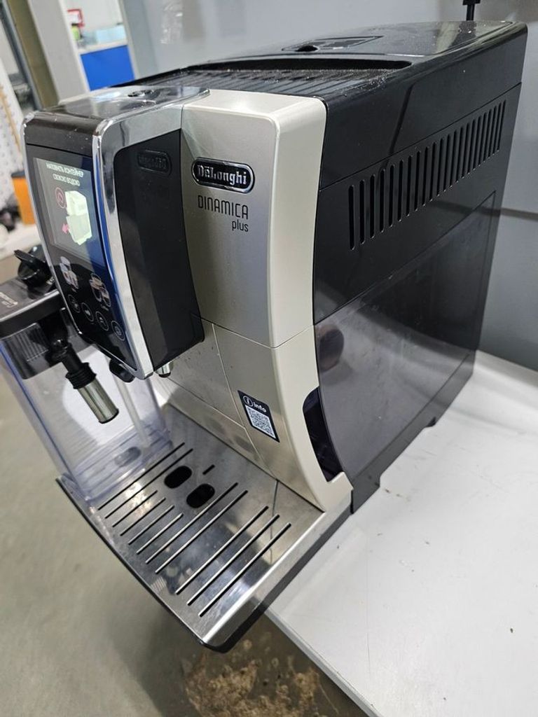 Розпродаж Delonghi Dinamica Plus ECAM 380.85.SB, продавець Техноскарб