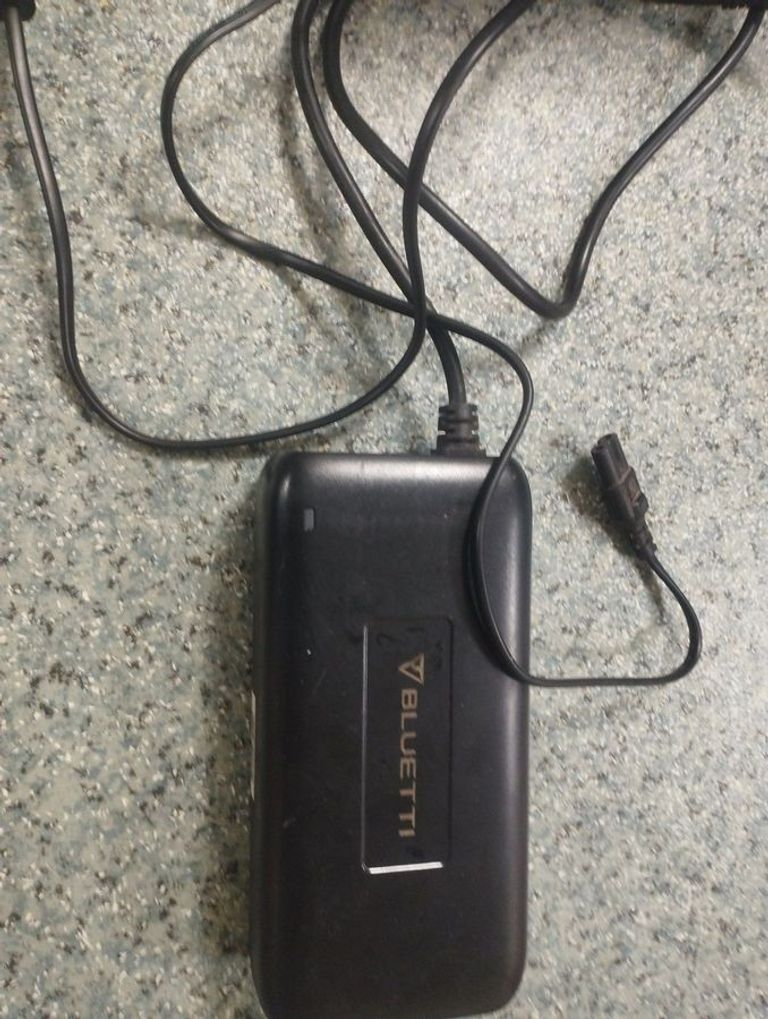 Объявление Bluetti EB55 Portable Power Station 537Wh Б/У