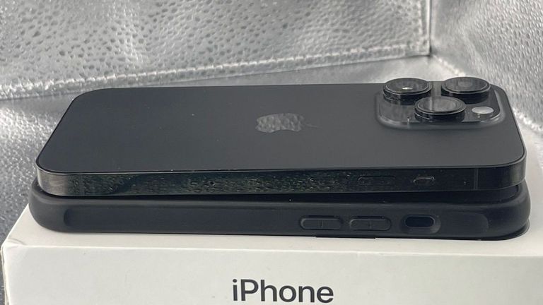 Apple iphone 14 pro 128gb Код:01-200841149. Изображение 8