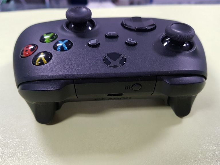 Дешево Microsoft xbox series x s wireless controller з ломбарду