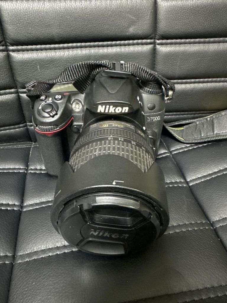 Оголошення Nikon d7000 + nikkor af-s 18-105mm f/3.5-5.6g ed vr dx Б/У