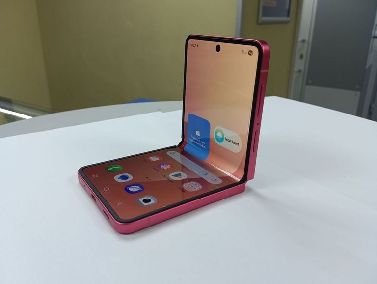 Samsung galaxy flip7 12/256gb Код:01-200873147. Зображення 5