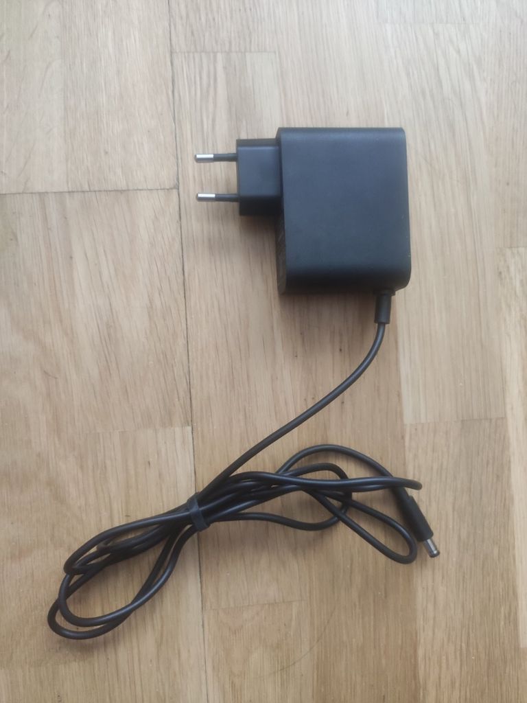 Оголошення Xiaomi (12V, 36w) Б/У