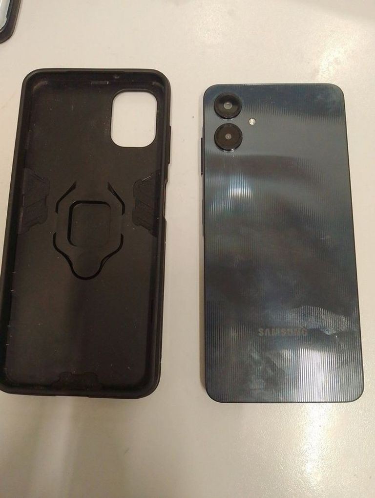 Купити Samsung galaxy a06 4/128gb Б/У