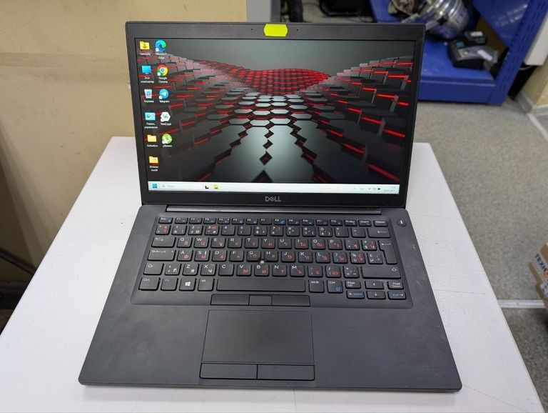 Купить Dell 14/core i5 8350u ddr4/8gb ddr4/hdd *відсутній/ssd 256 gb/*інтегрована Б/У