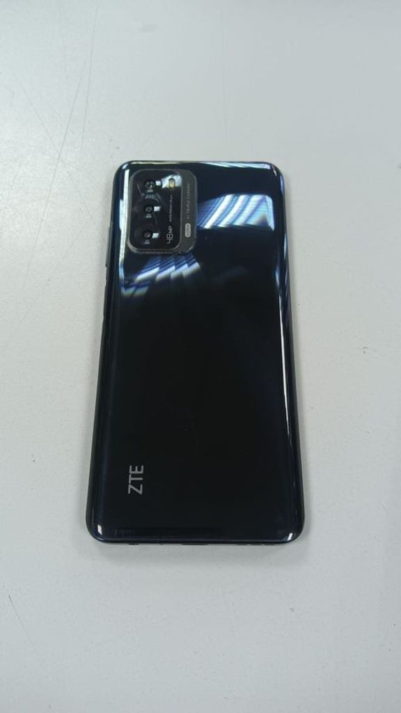 Распродажа Zte Blade V40 6/128GB Green, продавец Техноскарб