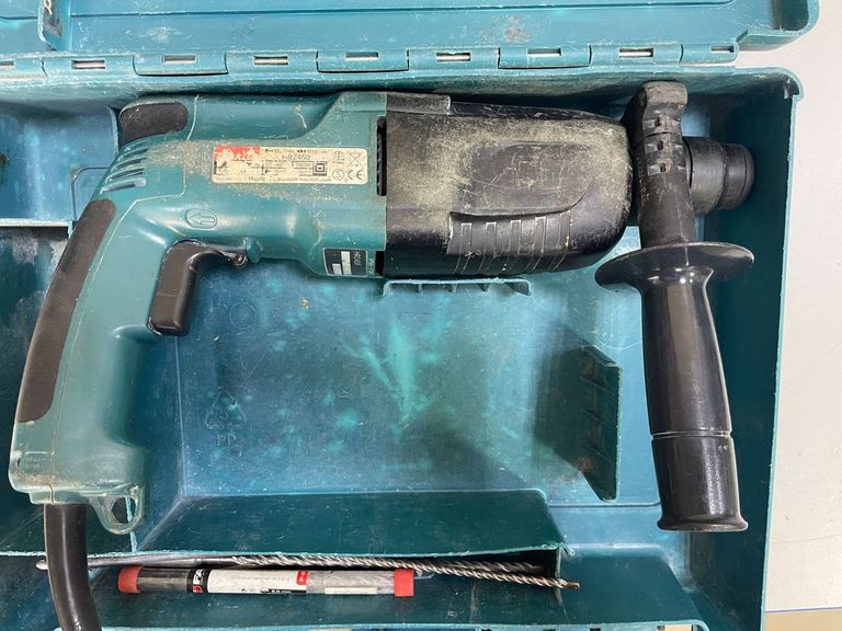 Оголошення Makita hr2450 Б/У