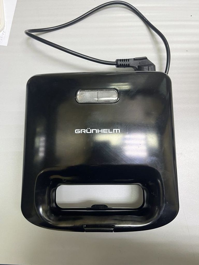 Купити Grunhelm GSM824 (137339) Б/У