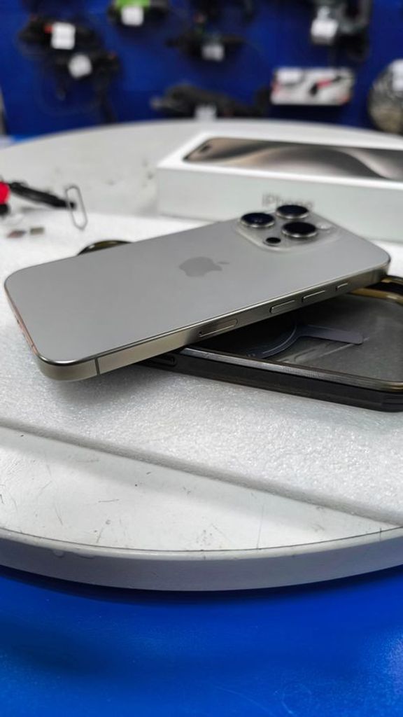 Распродажа Apple iphone 15 pro 256gb, продавец Техноскарб