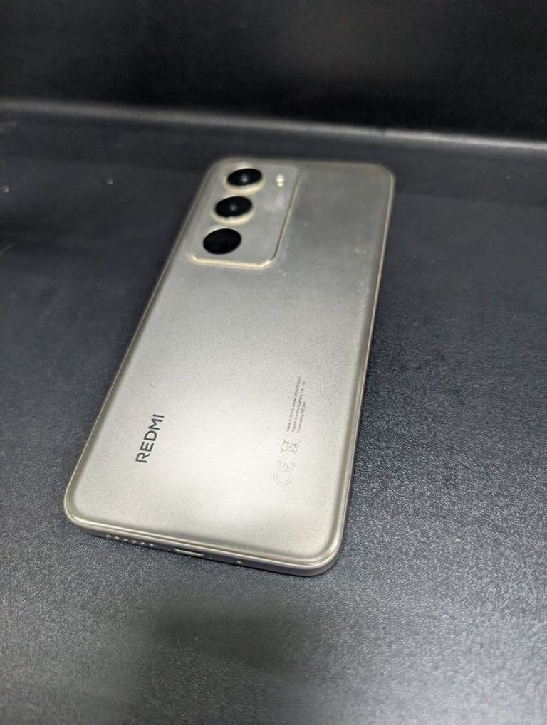 Оголошення Xiaomi redmi 15 4g 6/128gb Б/У