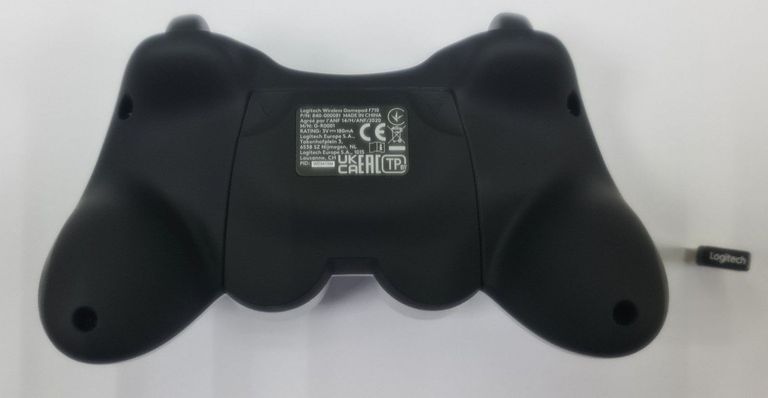 Дешево Logitech wireless gamepad f710 з ломбарду