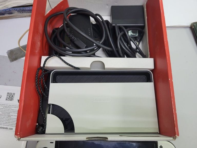 Оголошення Nintendo switch oled Б/У