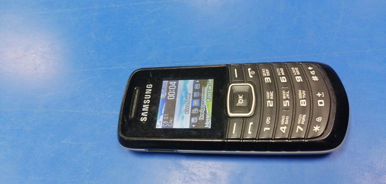 Дешево Samsung GT-E1080I з ломбарду