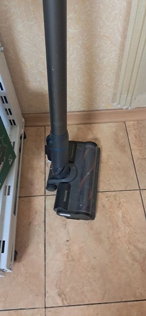 Дешево Philips 8000 Series Aqua Plus XC8057/01 з ломбарду