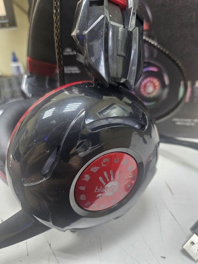 Объявление Bloody g300 black Б/У