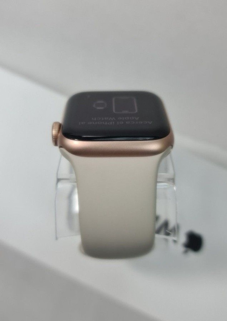 Apple watch se gps 40mm aluminum case Код:01-200926953. Изображение 6