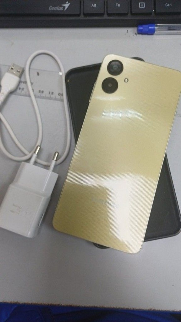 Оголошення Samsung galaxy a06 4/128gb Б/У