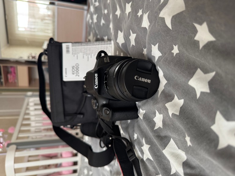 Купити Canon EOS 2000D kit (18-55mm) IS Б/У