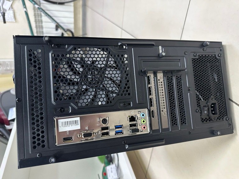 Розпродаж Пк intel core i5-12400f/ram 32 gb/hdd відсутній/ssd 1000 gb/nvidia rtx 5060 (geforce) 8gb gddr7 128bit, продавець Техноскарб