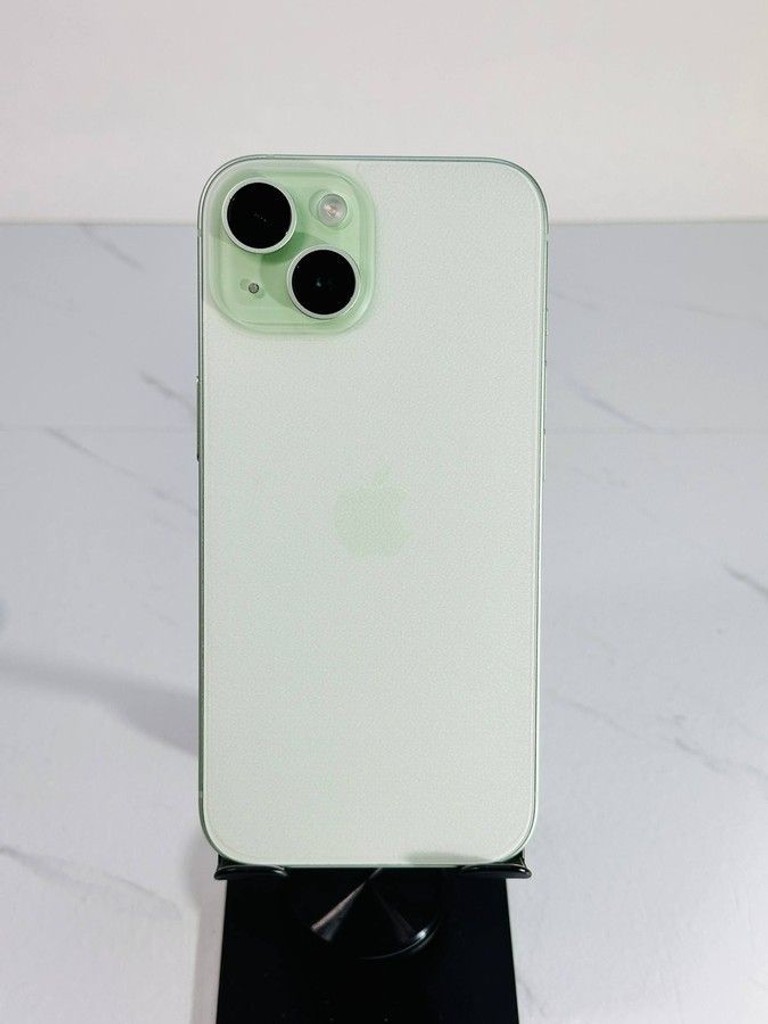 Apple iPhone 15 128GB Green Код:01-200935791. Зображення 6