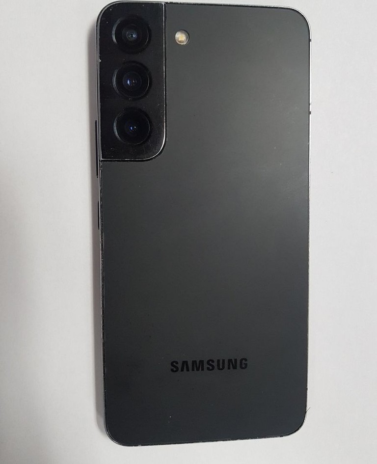 Купити Samsung s901b galaxy s22 8/128gb Б/У