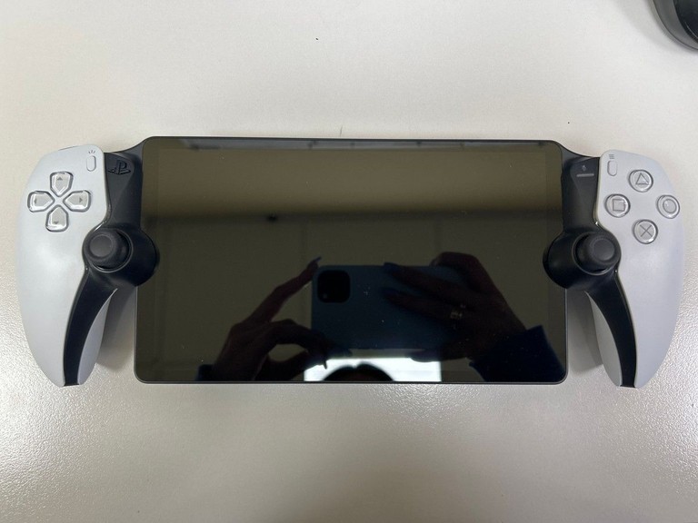 Купить Sony playstation portal remote player Б/У