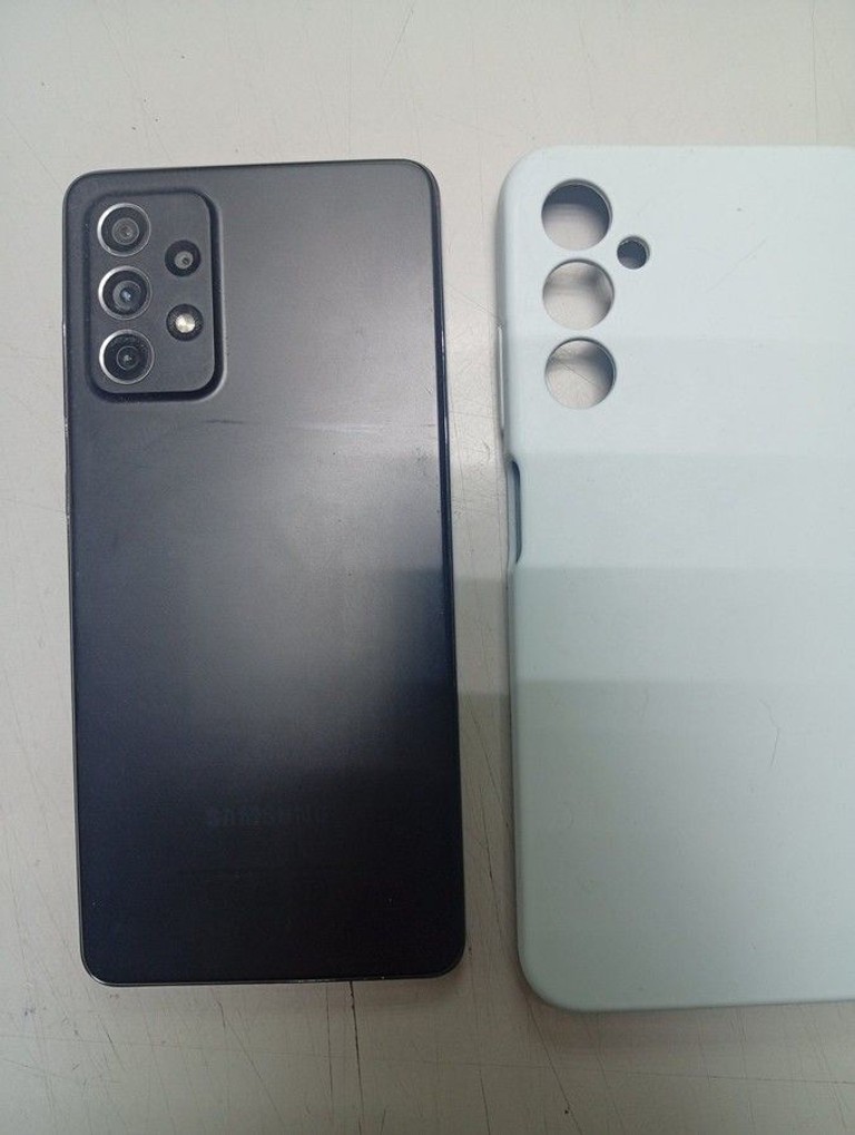 Оголошення Samsung galaxy a72 a725f 6/128gb Б/У