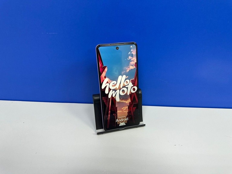 Дешево Motorola moto e14 2/64gb з ломбарду