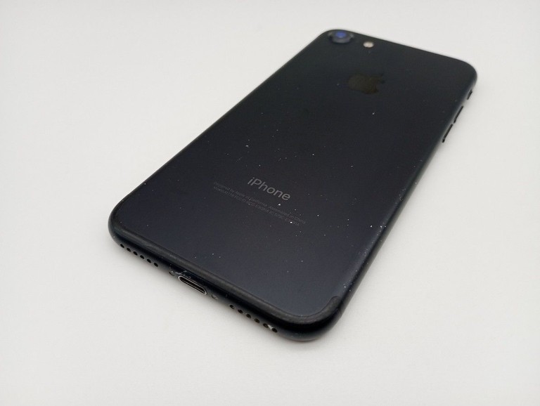 Дешиво Apple iphone 7 128gb с ломбарда