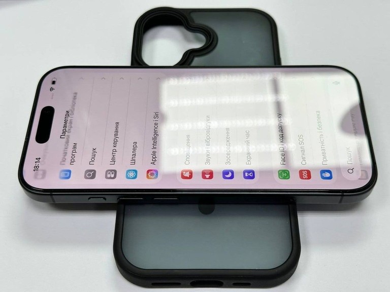 Apple iPhone 17 256GB Black (MG6J4) Код:01-200990107. Зображення 6